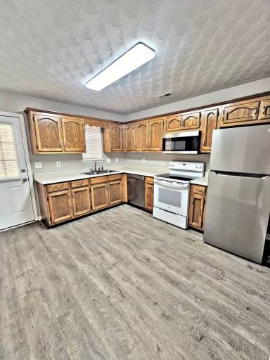 Main picture of 1410 Brookline Ave SW