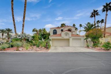 Main picture of 246 Windsong Dr