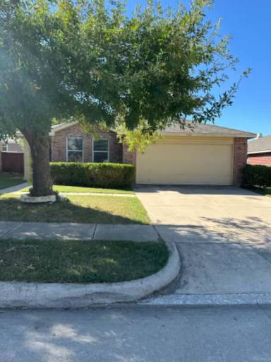 Main picture of 1960 Riverchase Ln