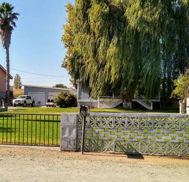 Main picture of 3419 Snug Harbor Dr