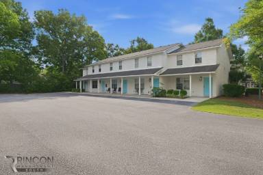 Main picture of 900 E Estates Blvd