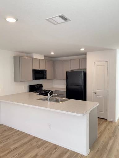 Main picture of 21811 Hickory Springs Ct