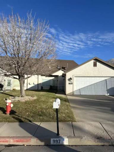 Main picture of 997 S Fountain Dr