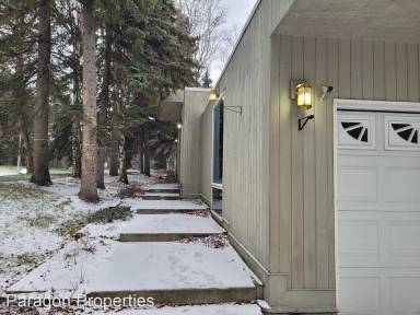 Main picture of 120 Botanical Cir