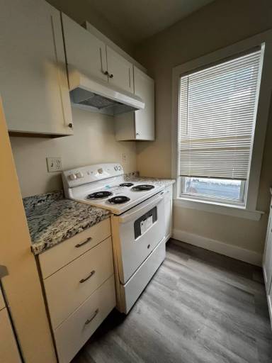 Main picture of 68 Gray Ave
