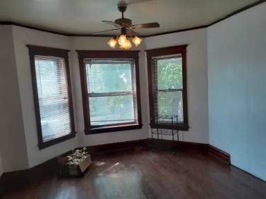Main picture of 553 N LeClaire Ave