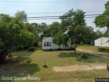Main picture of 3047 Dent St