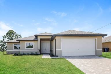 Main picture of 2705 40th St SW