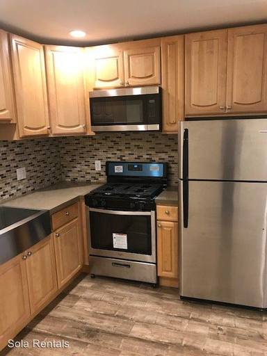 Main picture of 1012 W 109th Pl