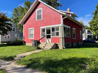 Main picture of 635 N Grant St