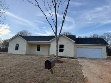 Main picture of 34 Lyla Ln
