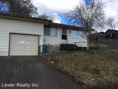 Main picture of 707 Donald St