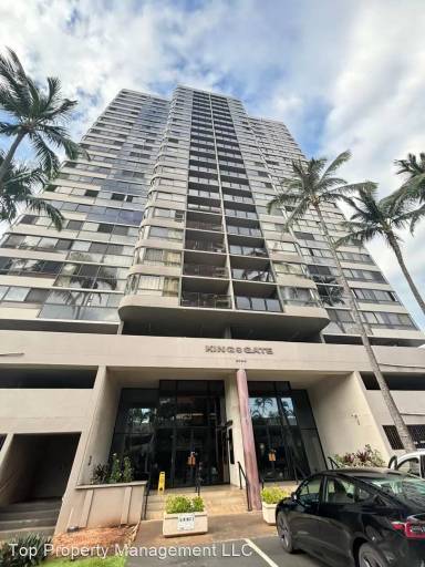 Main picture of King's Gate Condominium