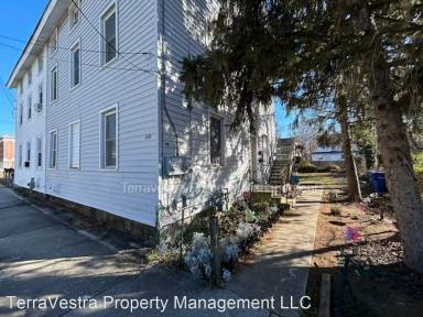 Main picture of 309 Green St W