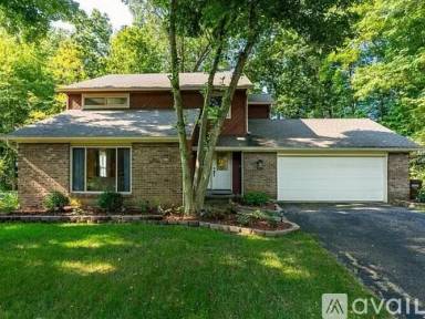 Main picture of 6445 Paxton Woods Dr