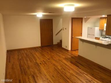 Main picture of 867 W Buckingham Pl