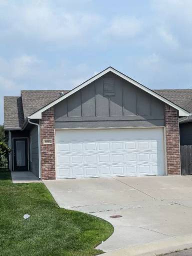 Main picture of 5502 N Edwards Cir