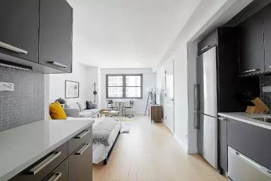 Main picture of 222 E 369 St