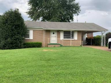 Main picture of 662 Gaylord St