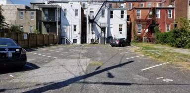 Main picture of 2627 N Charles St