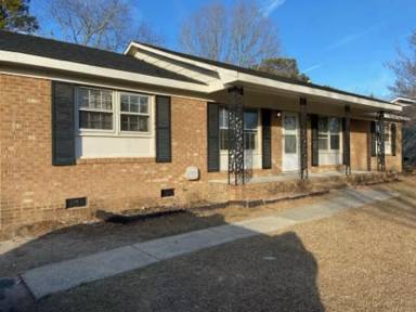 Main picture of 7405 Southgate Rd