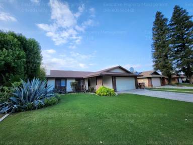 Main picture of 4013 Sugar Cane Ave