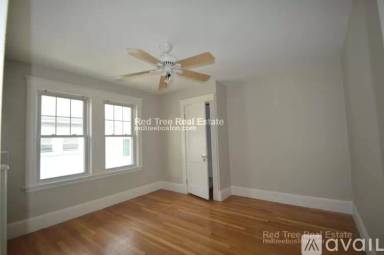 Main picture of 894 Fellsway