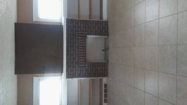 Main picture of 4264 E 131st St