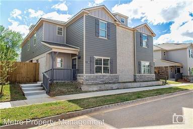Main picture of 1270 N Corsica Dr