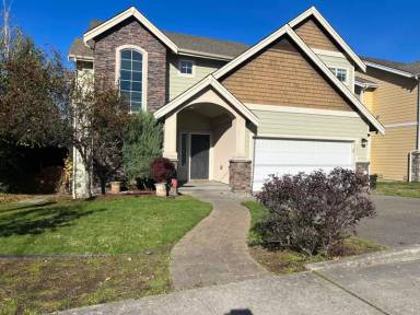 Main picture of 2000 NE 16th St