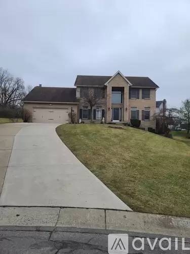 Main picture of 5467 Surrey Ct