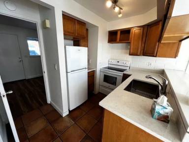 Main picture of 761 Rainbow Dr