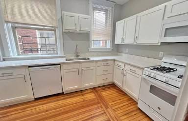 Main picture of 3227 Jefferson Ave