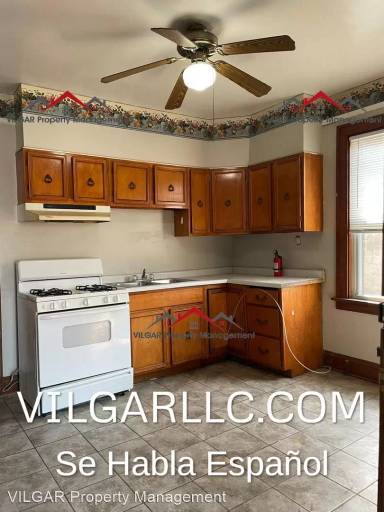 Main picture of 3920 Hemlock St