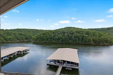 Main picture of 611 Lazy Days Rd
