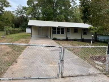 Main picture of 141 Wilberforce Ave
