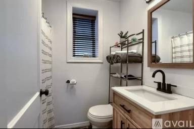 Main picture of 3401 Ocean Ave