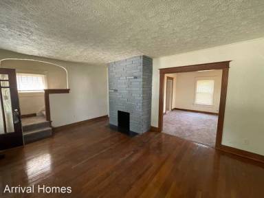 Main picture of 313 Fernwood Ave