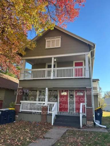 Main picture of 5233 E 6th St