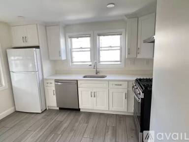 Main picture of 79 Lawn Ave