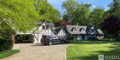 Main picture of 16 Crooked Mile Rd