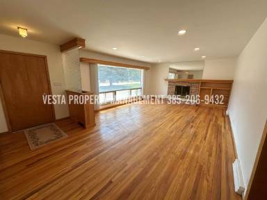 Main picture of 5055 Ben Lomond Ave
