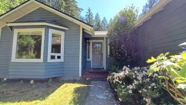 Main picture of 14665 NW Honeyhill Loop