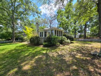 Main picture of 600 Calvert Ave