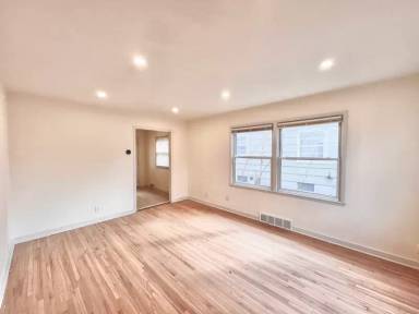 Main picture of 4011 Garfield Ave
