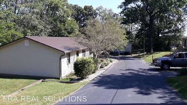 Main picture of 434 S West St