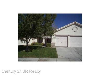 Main picture of 674 Riverband Pl