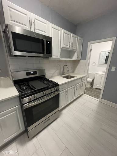 Main picture of 149 Zabriskie St