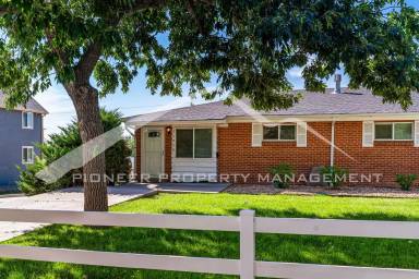 Main picture of 11928 W Independence Ave