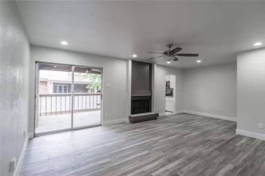 Main picture of 5003 Skillman St